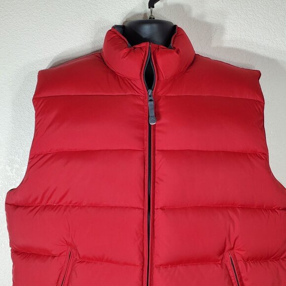 American Eagle Outfitter Large Red AE Base Camp Vest Down-Filled Water-Resistant - Picture 10 of 11